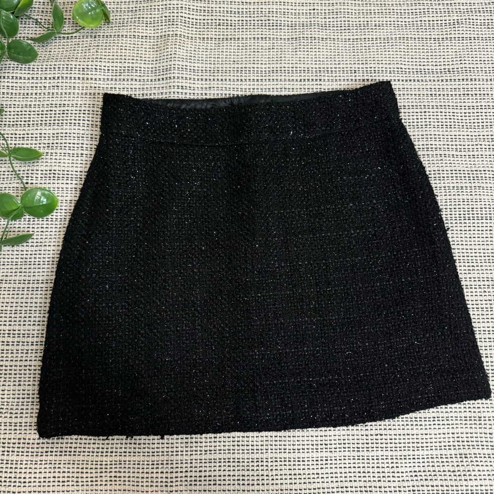 Forever 21 Medium girls/women mini skirt bodycon style